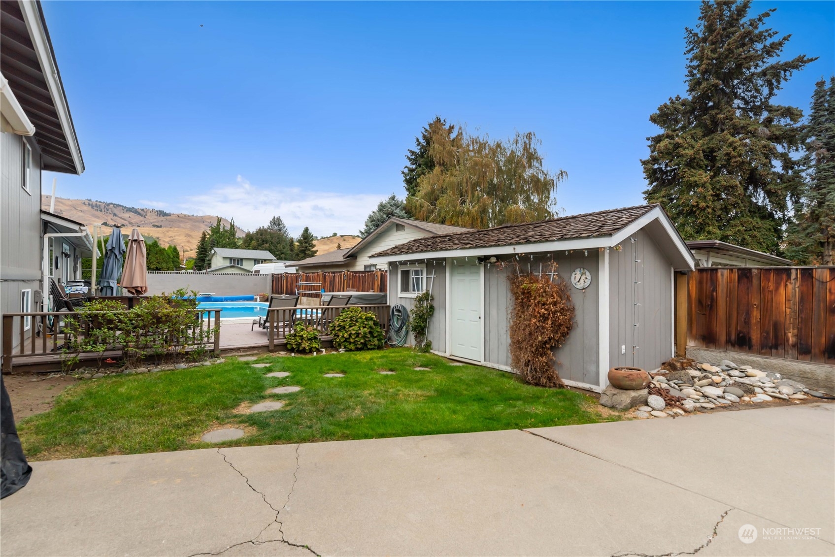 1622 Maple Street
