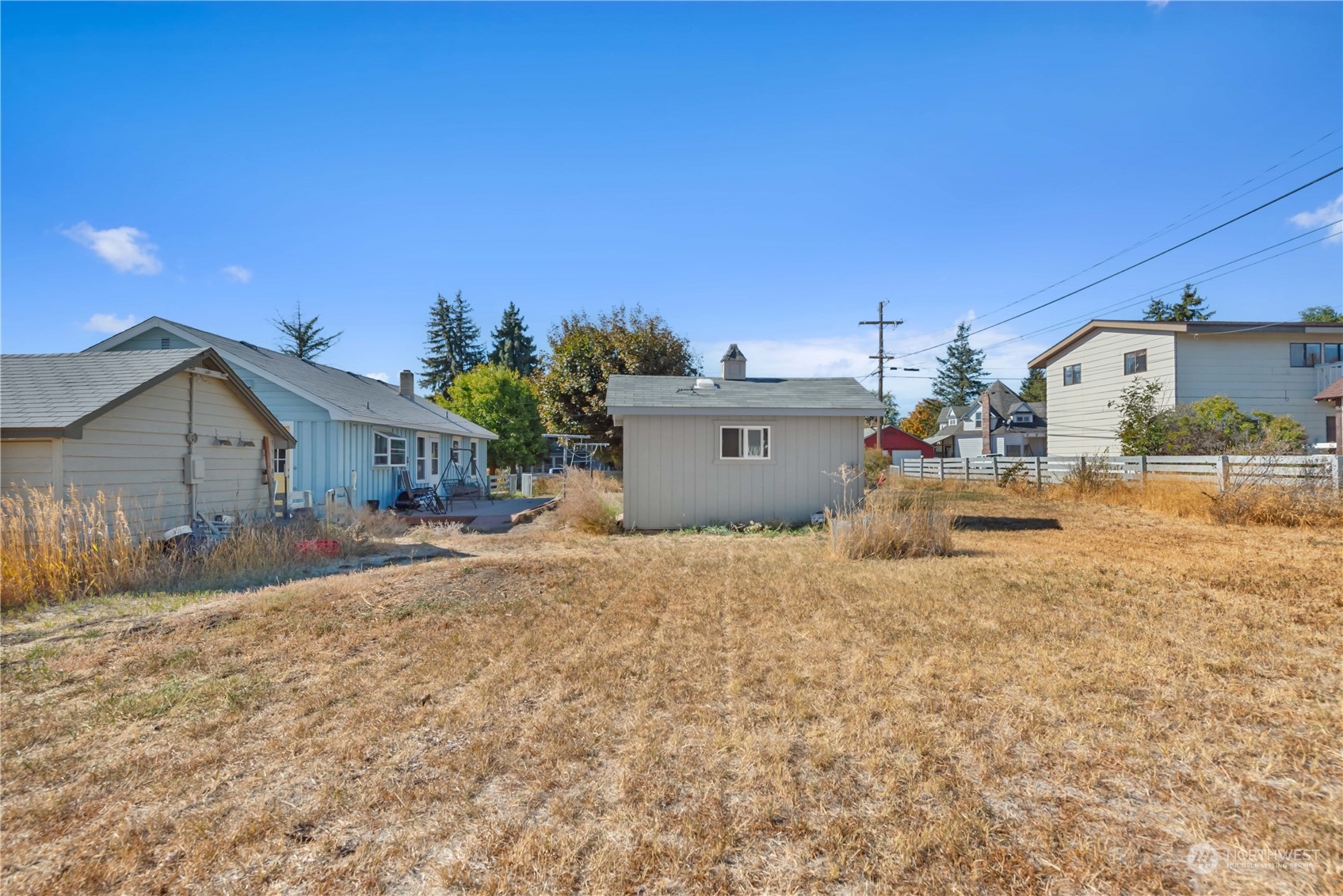 223 & 219 W Walnut Street