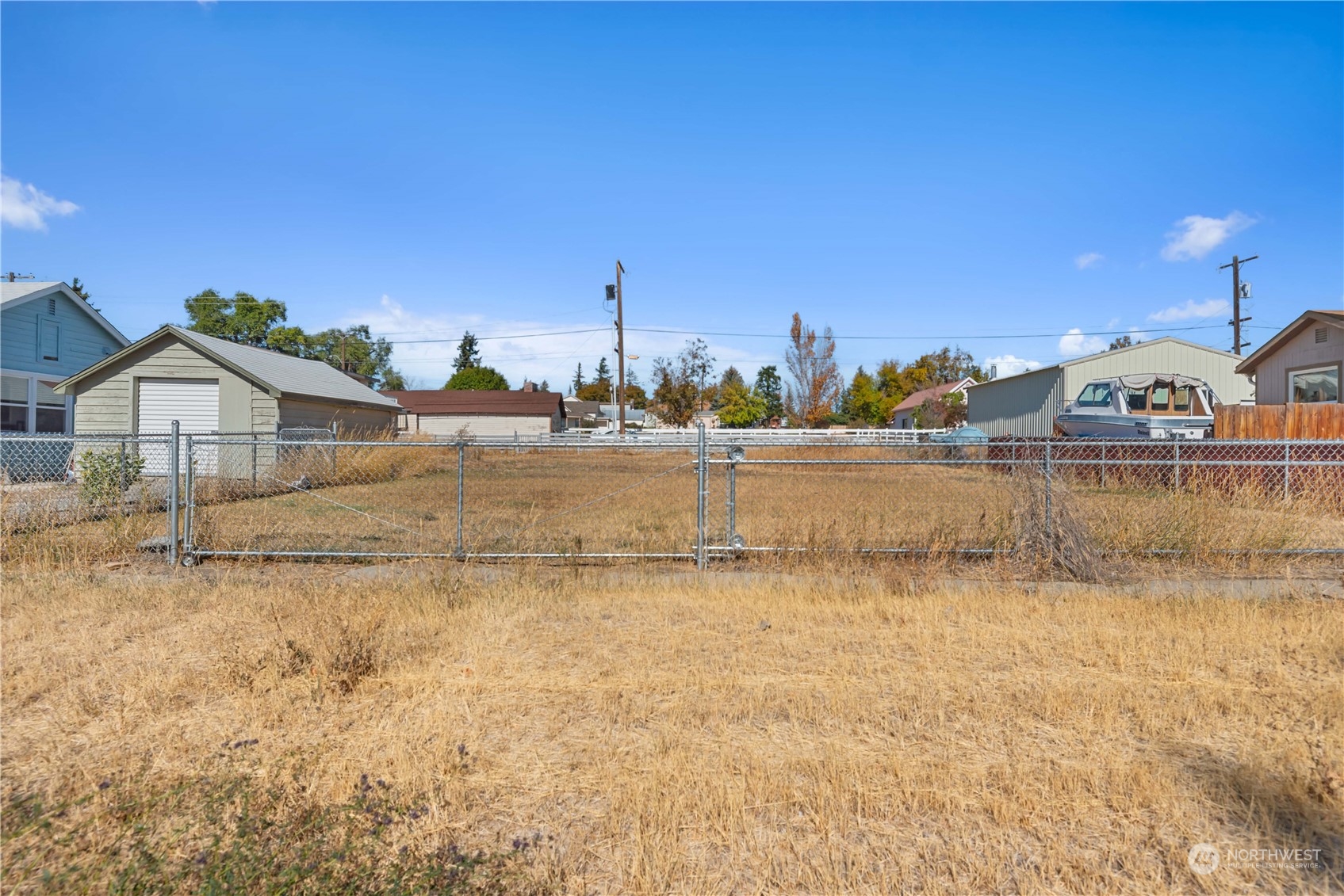 223 & 219 W Walnut Street