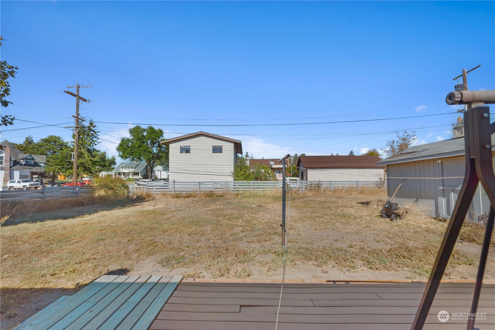 223 & 219 W Walnut Street