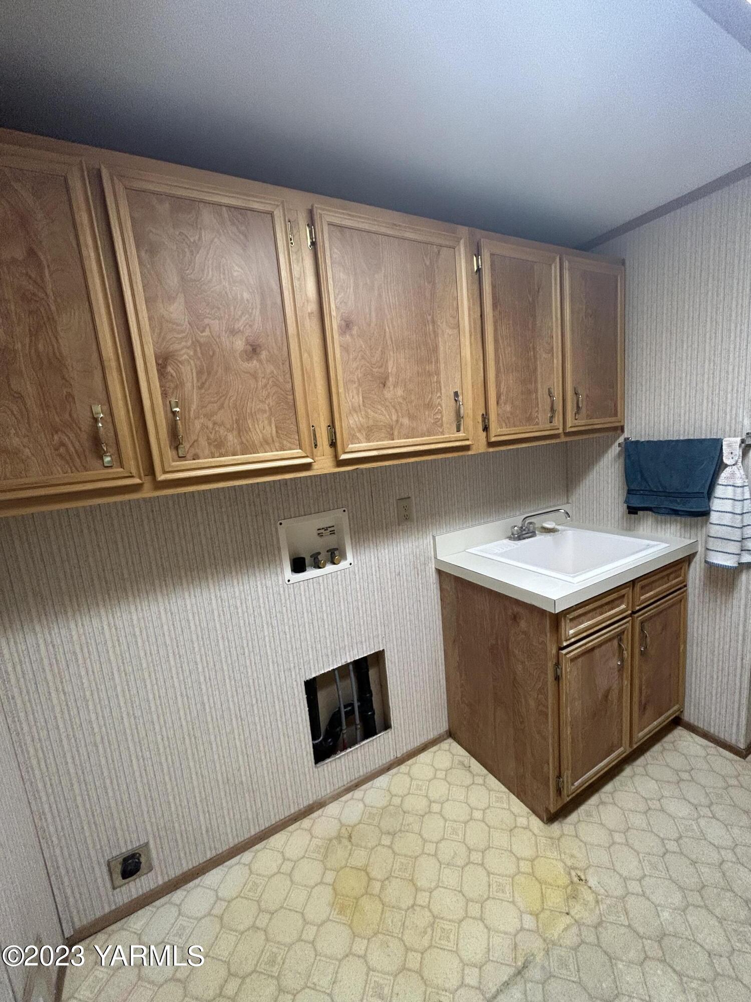 3701 Gun Club Rd Unit: 64
