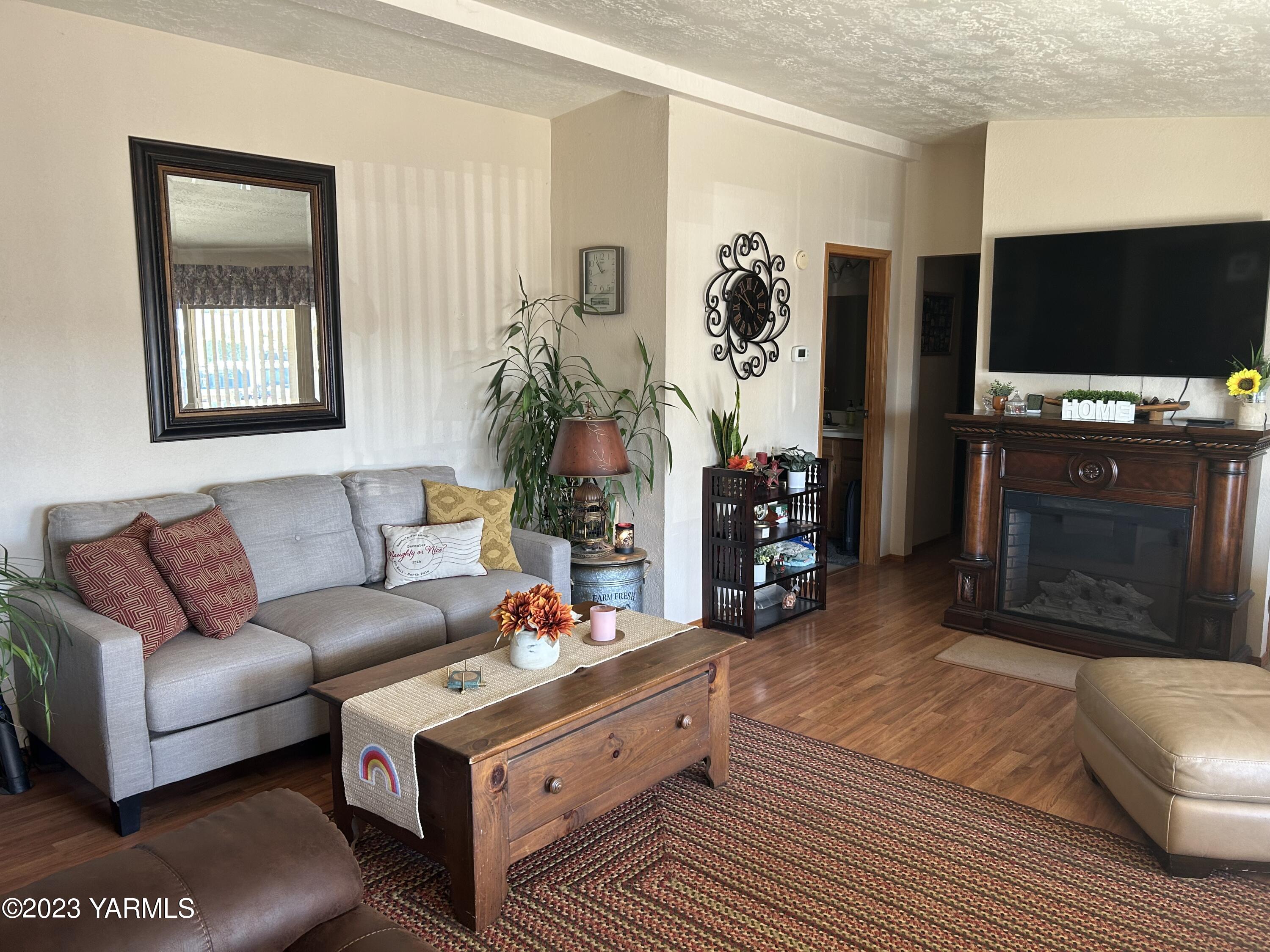 3701 Gun Club Rd Unit: 83