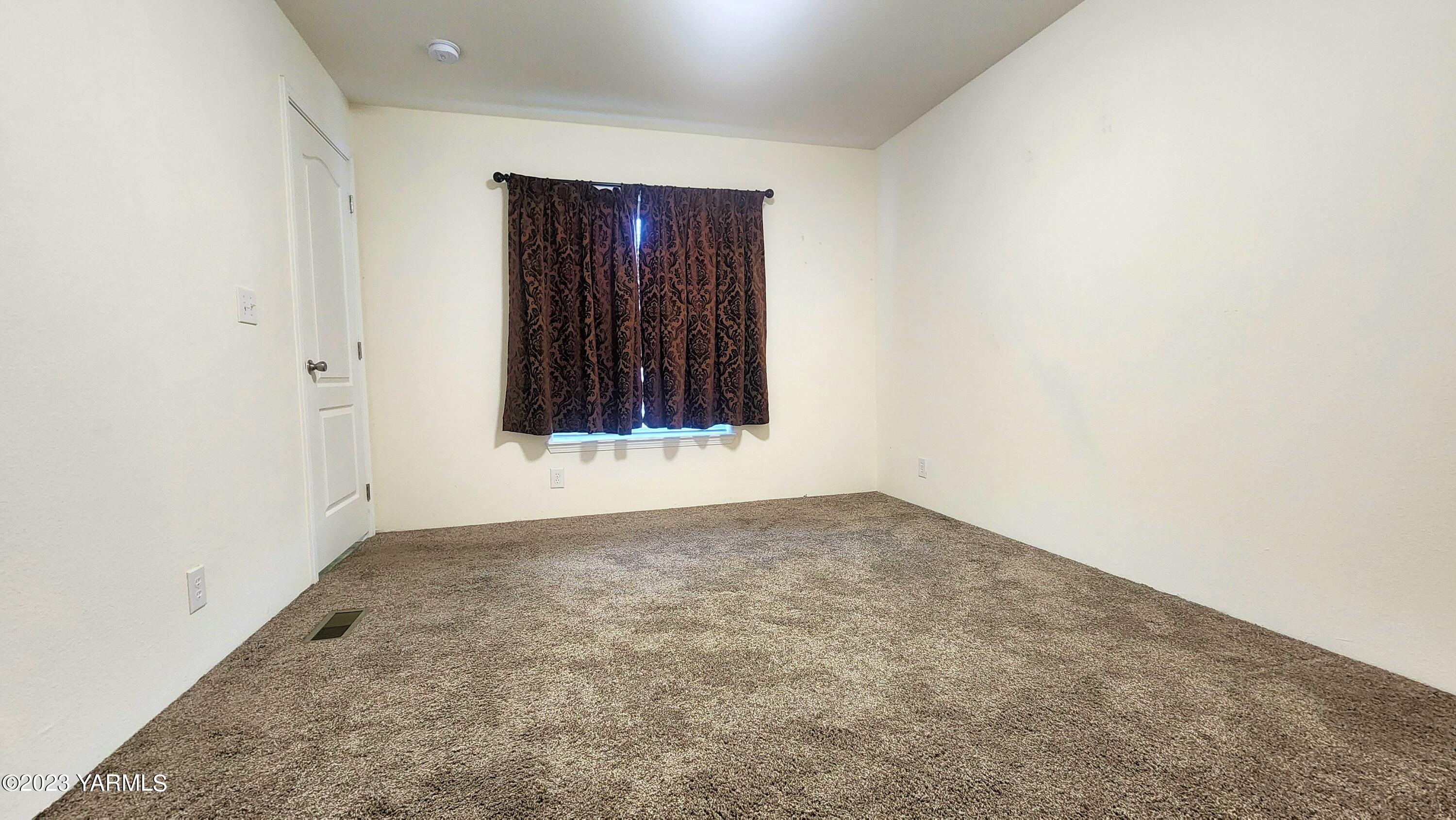 55 W Washington Ave Unit: 154