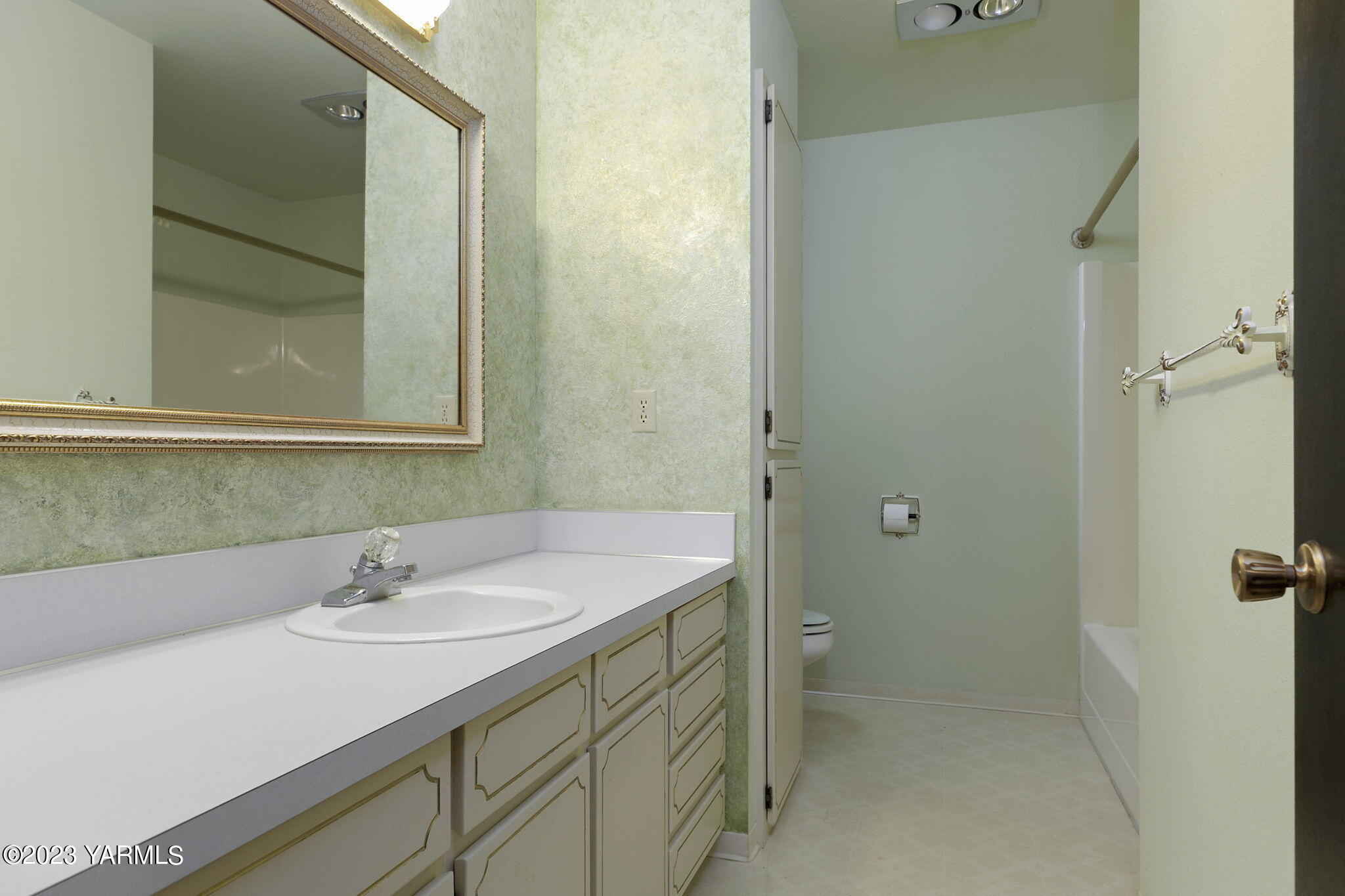 5910 W Lincoln Ave Unit: 34