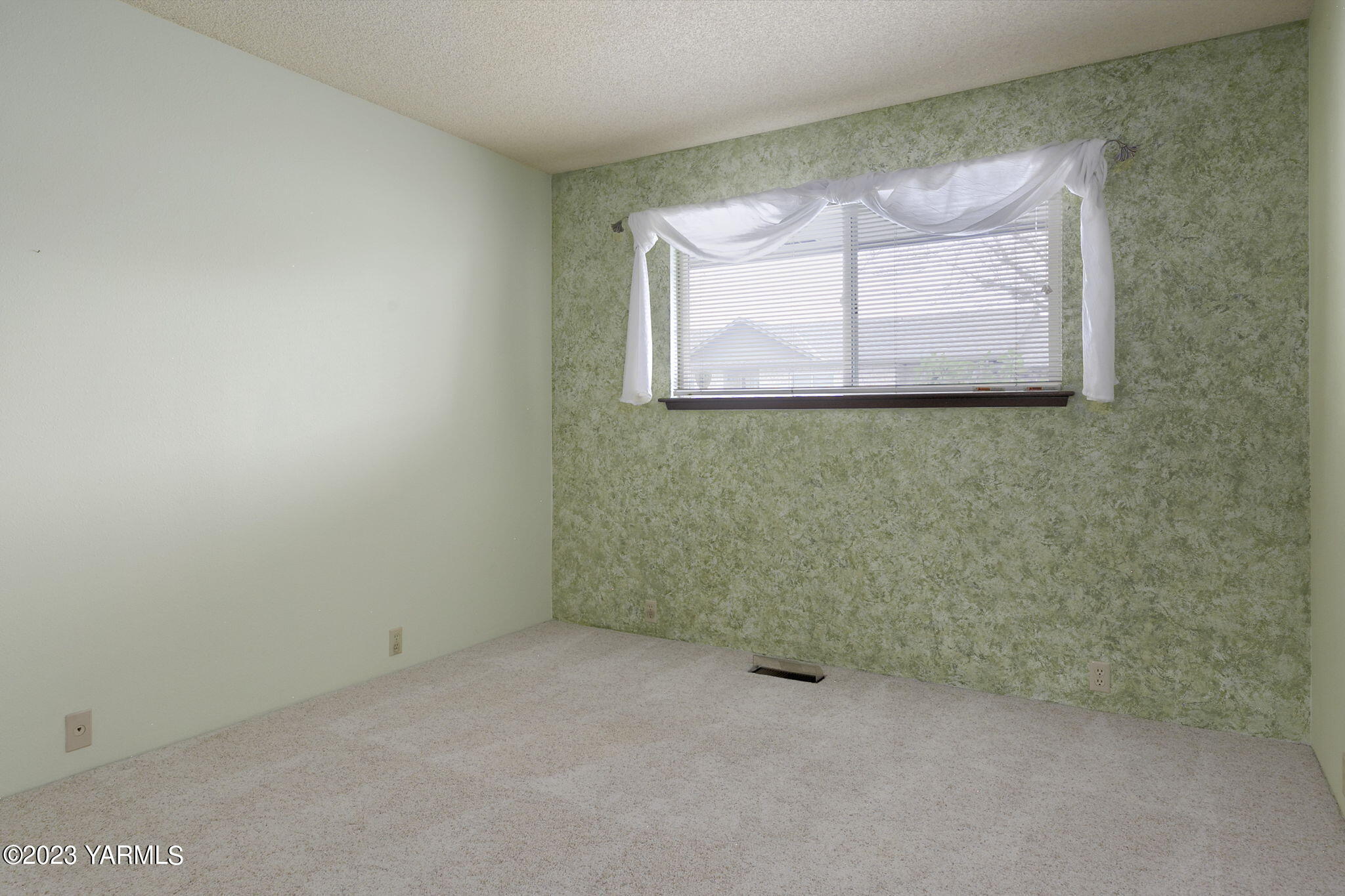 5910 W Lincoln Ave Unit: 34
