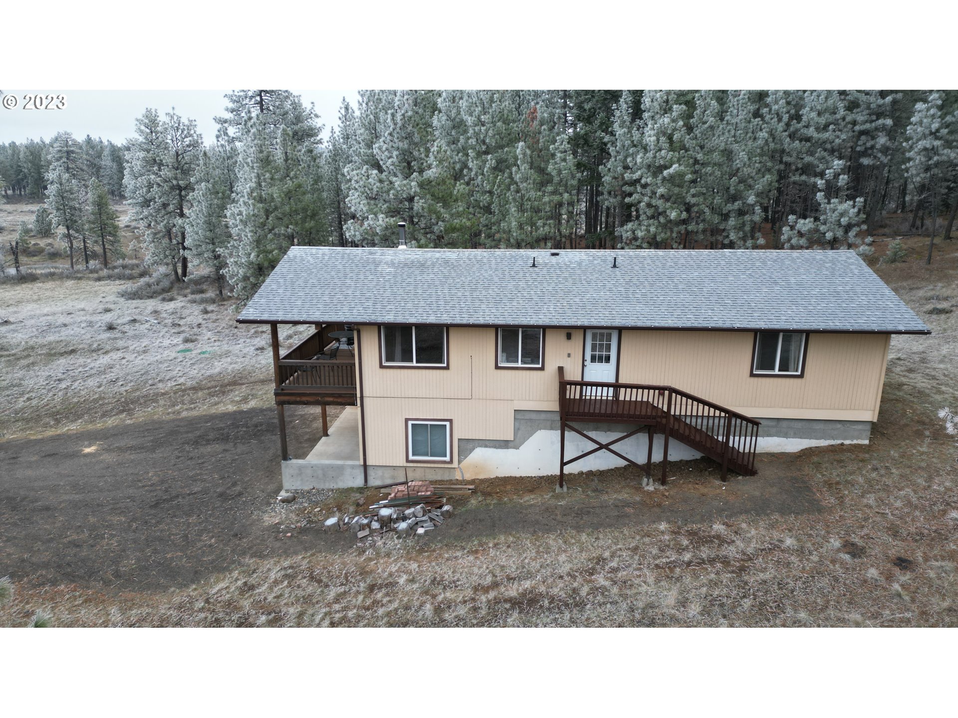 150 HAWKS WIND RD