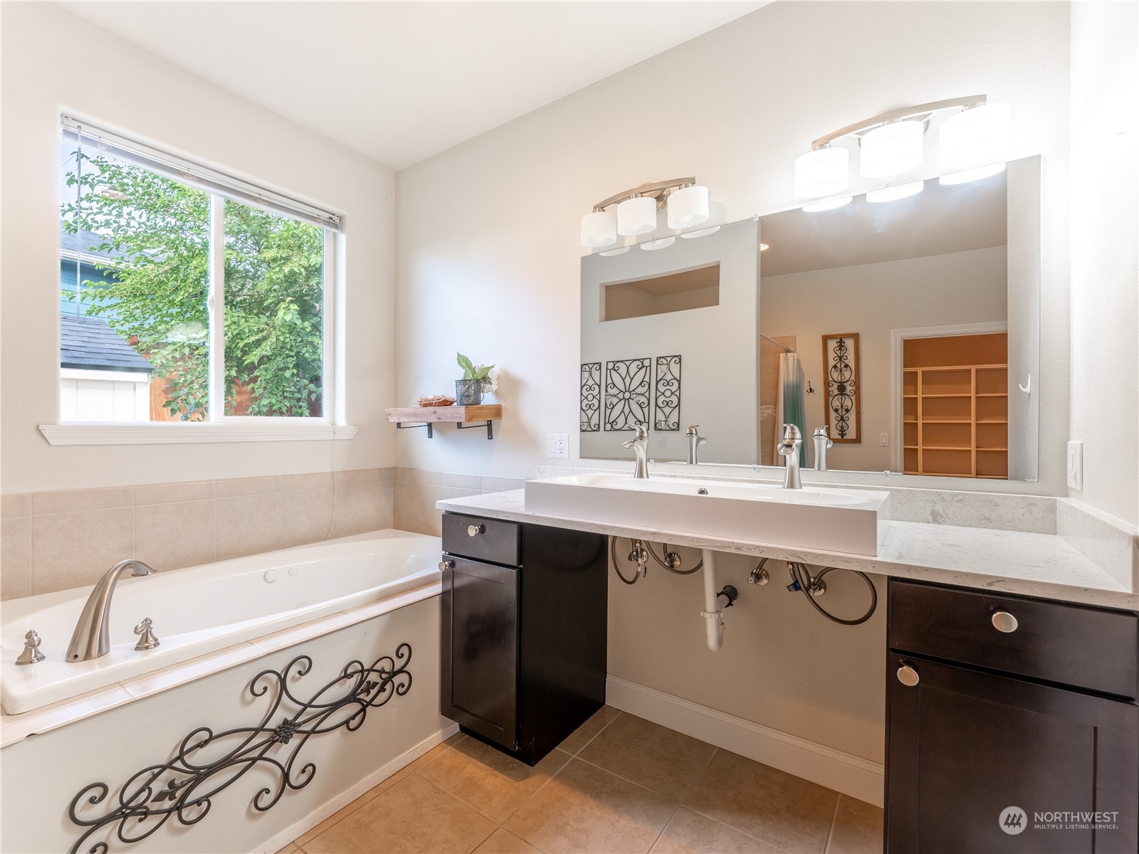 1985 Peach Haven Court