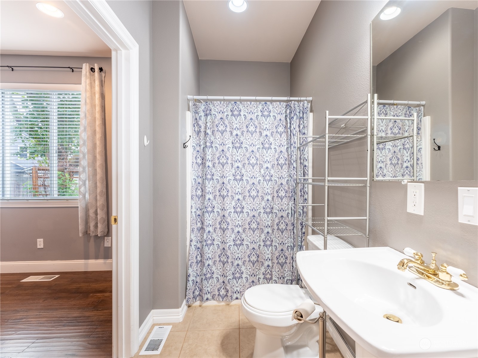 1985 Peach Haven Court