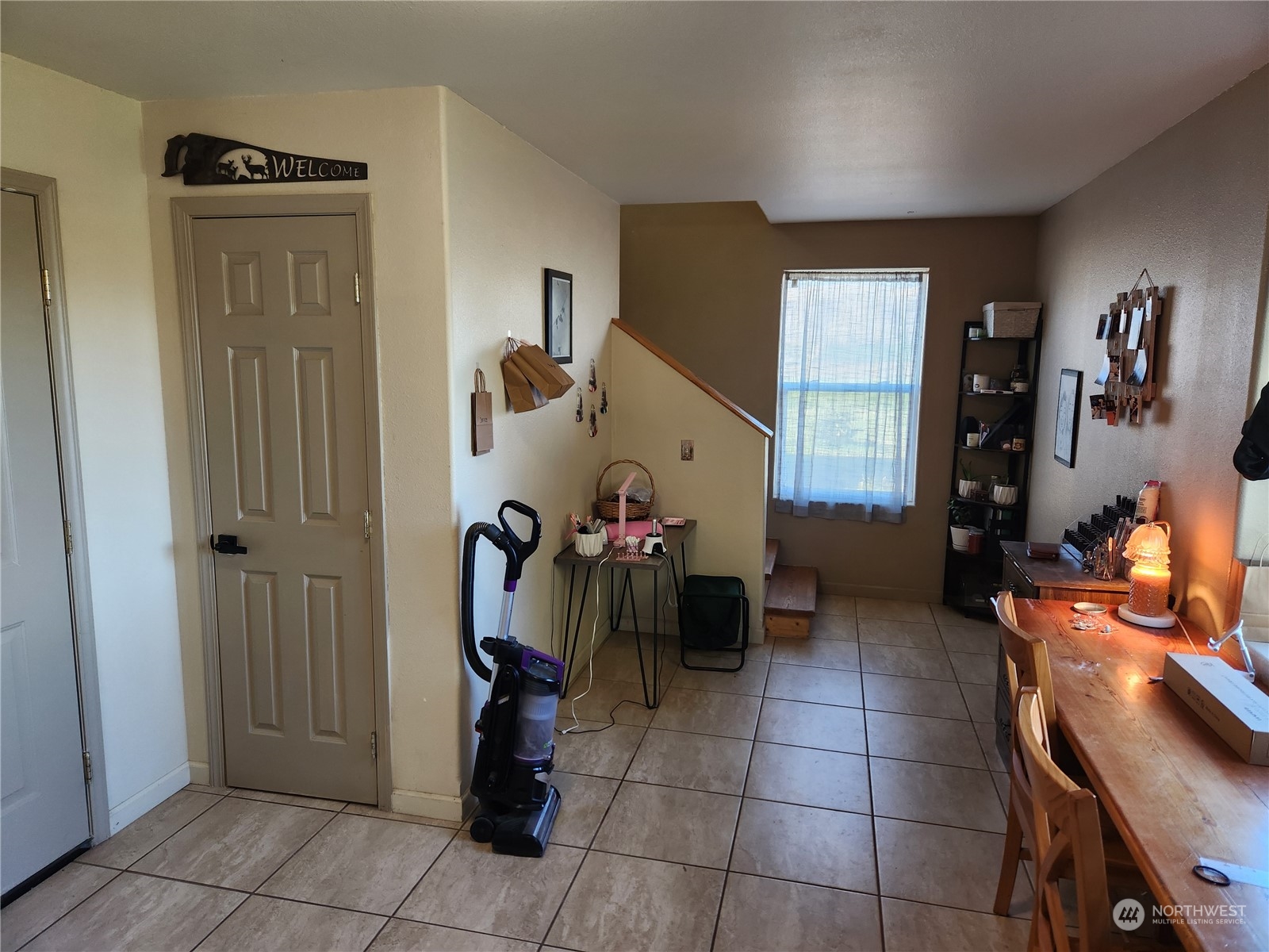 9 E Riverview Road