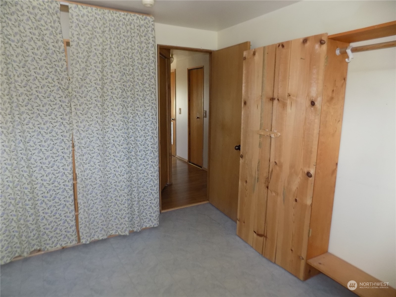 33 Eighme Road