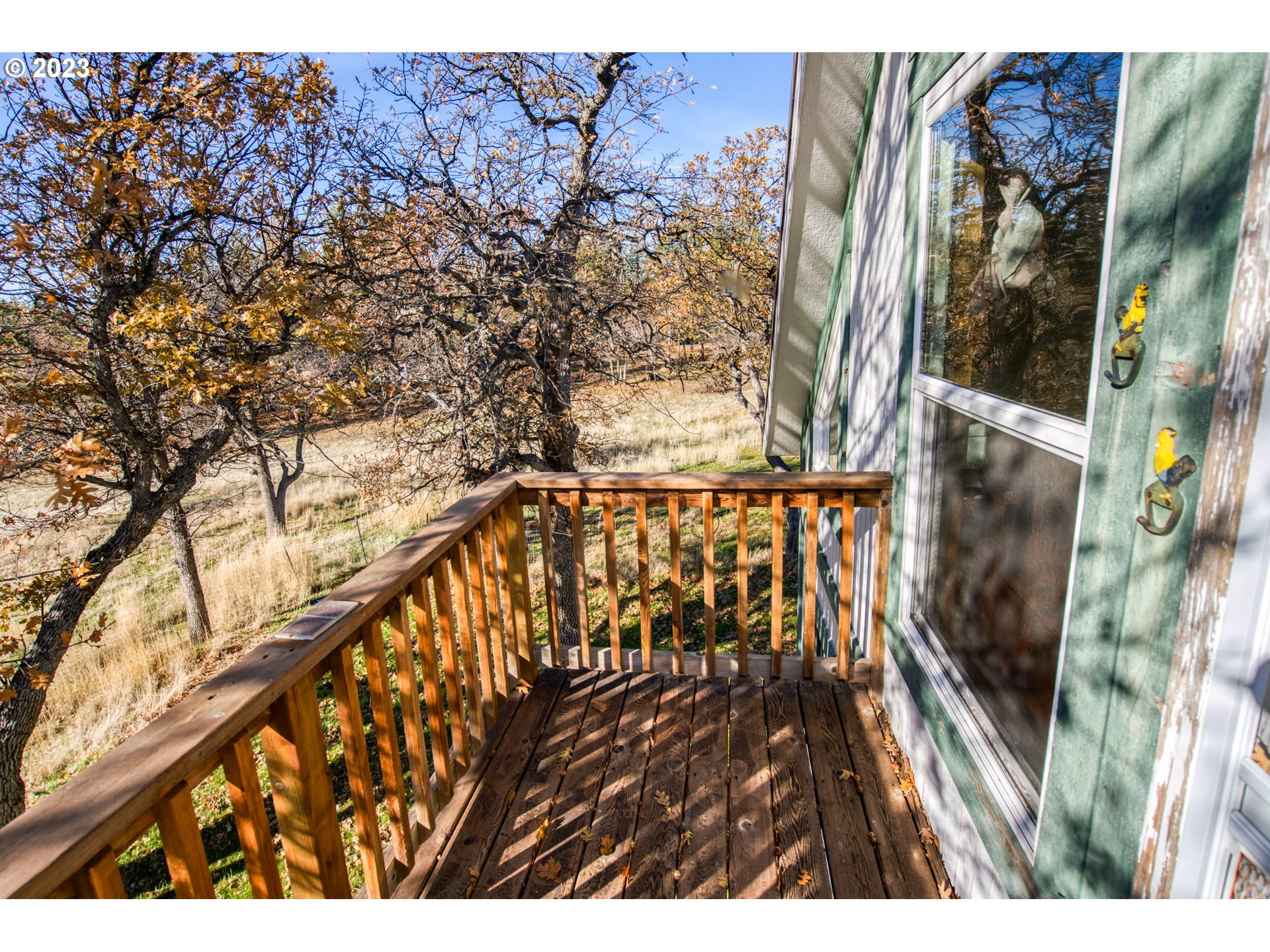 566 Woodland RD
