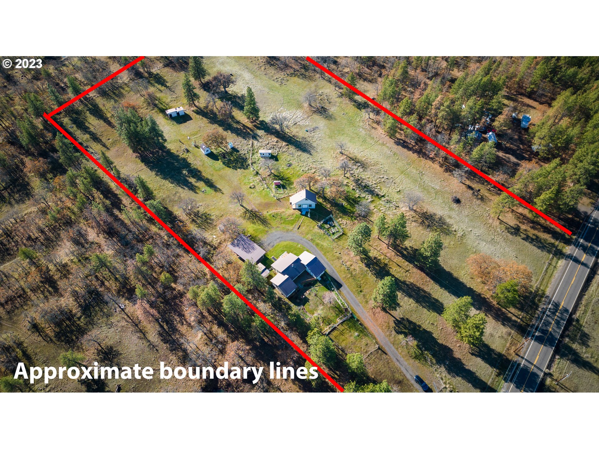 566 Woodland RD