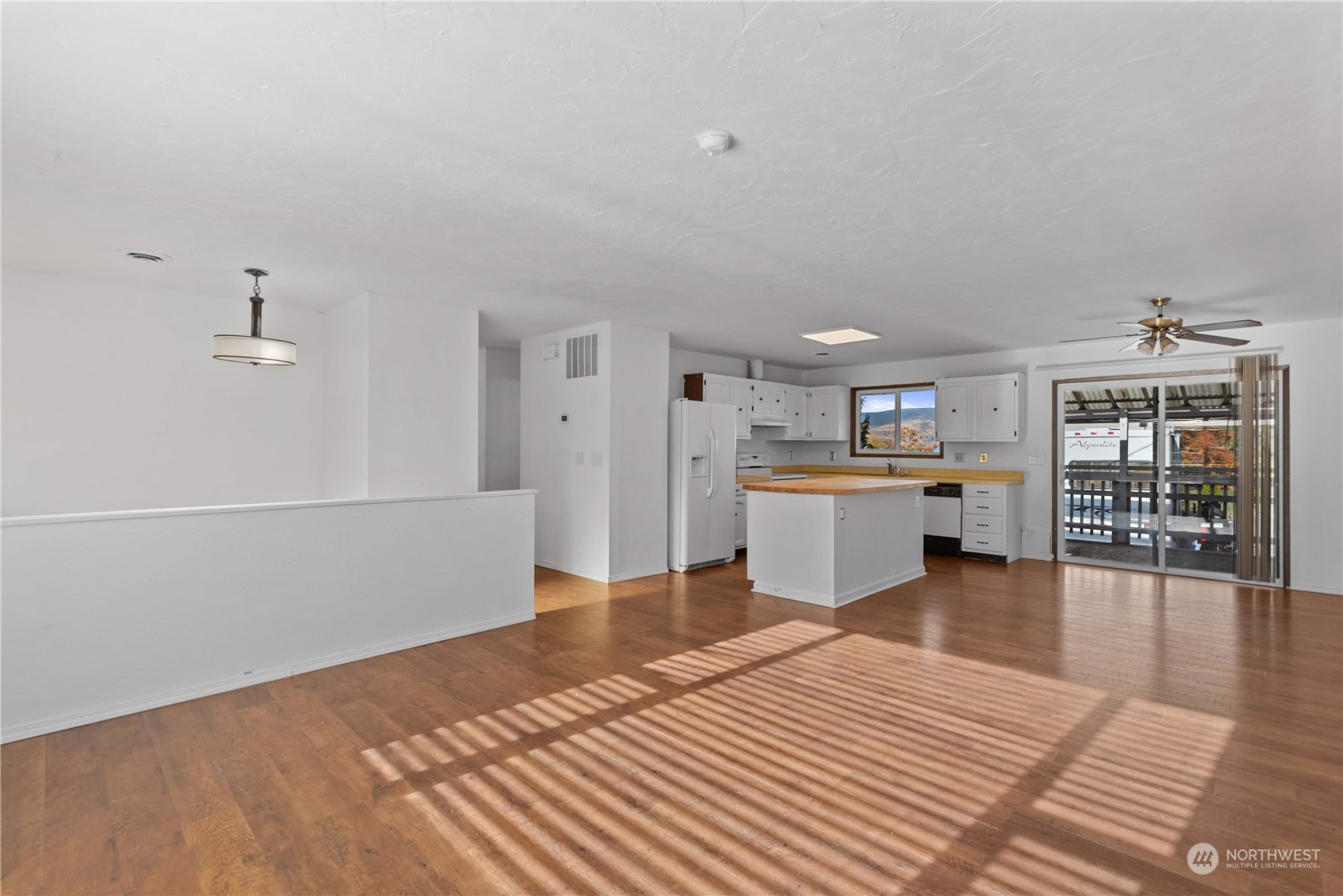 2518 Sunset Highway