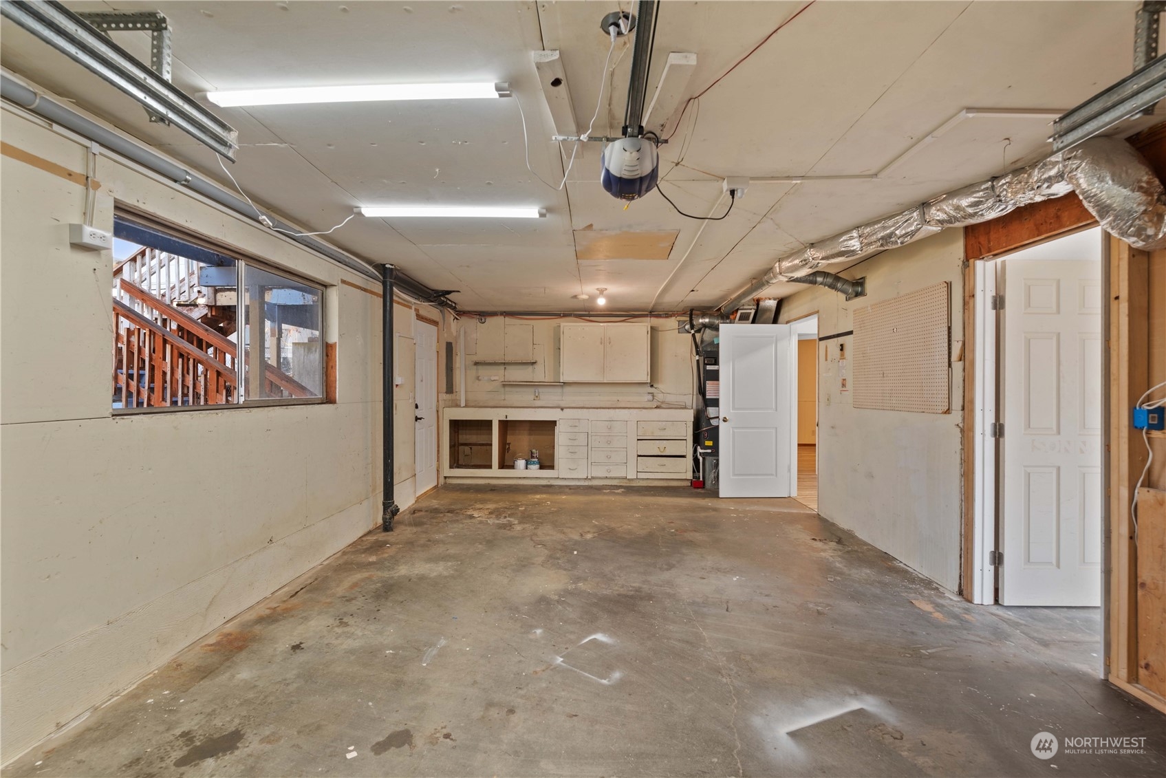 2518 Sunset Highway