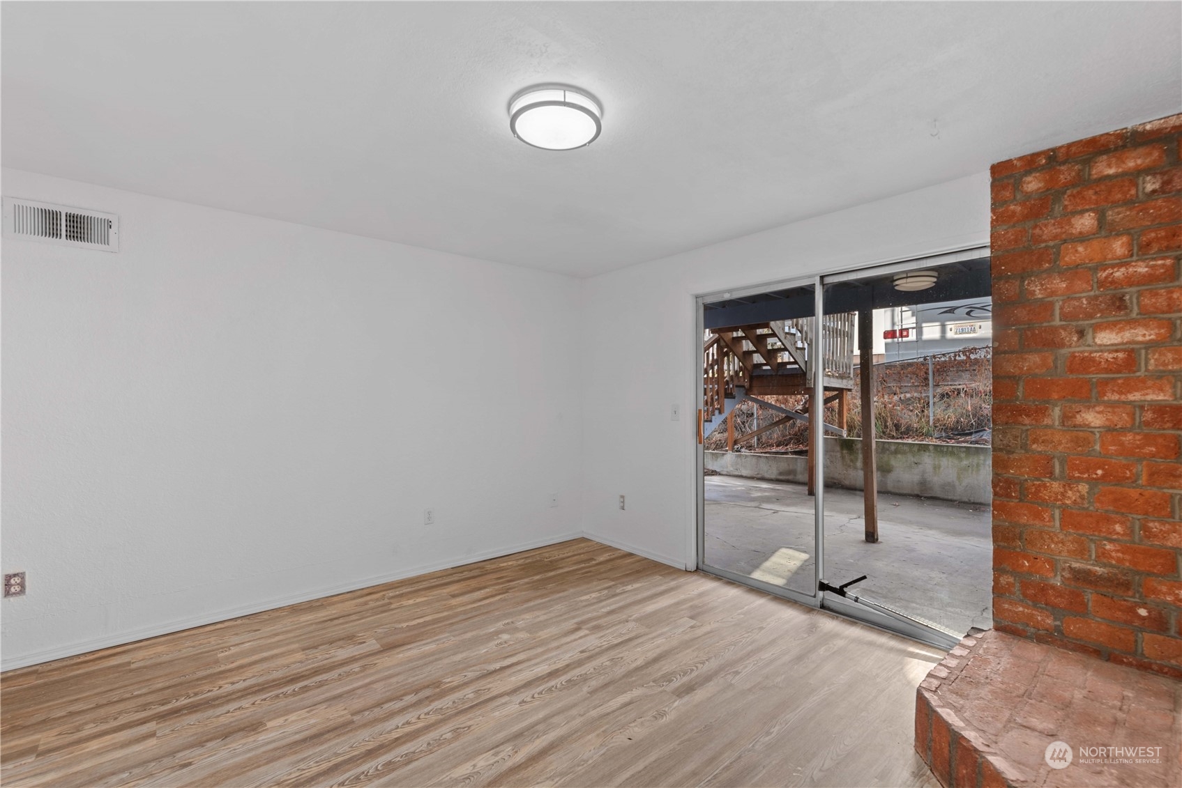 2518 Sunset Highway