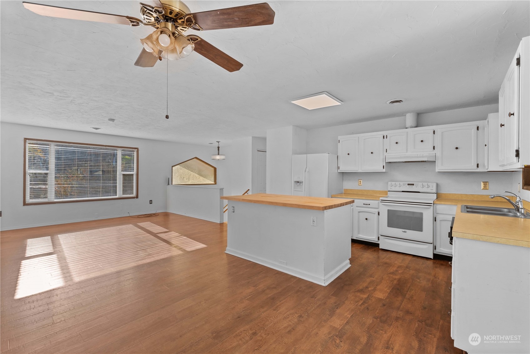 2518 Sunset Highway