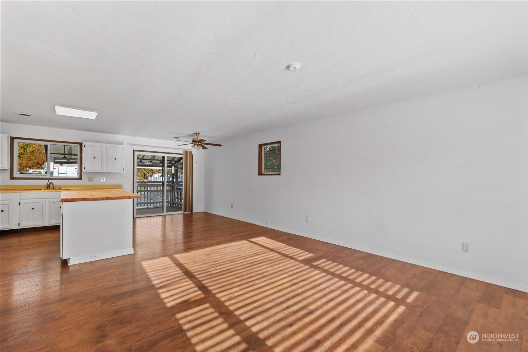 2518 Sunset Highway