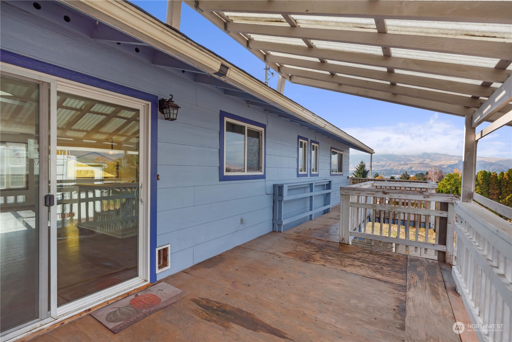 2518 Sunset Highway