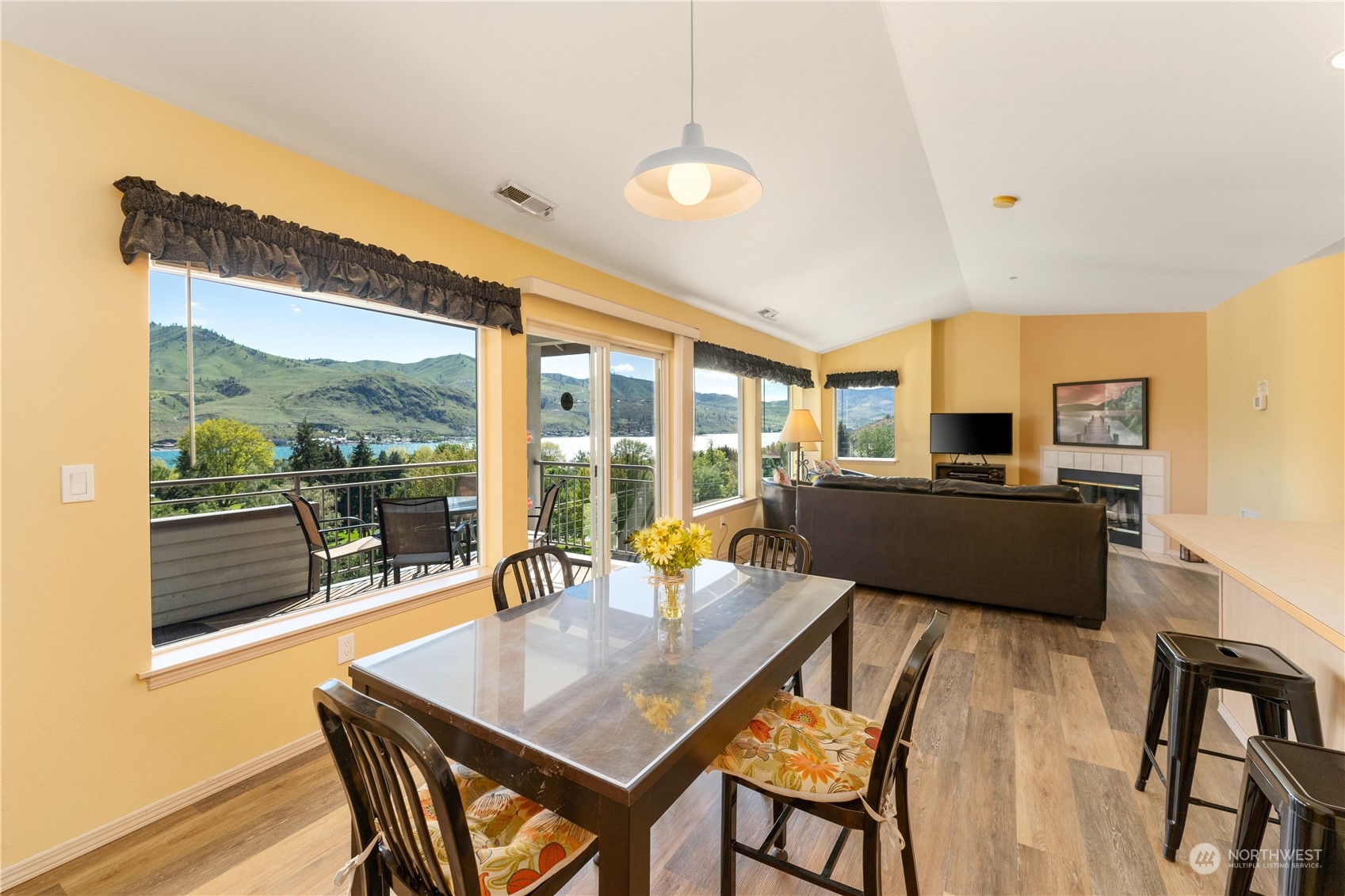 808 W Manson Road Unit: D304