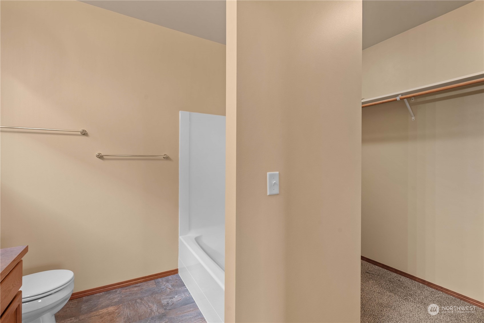 2452 NW Columbia Avenue Unit: 26