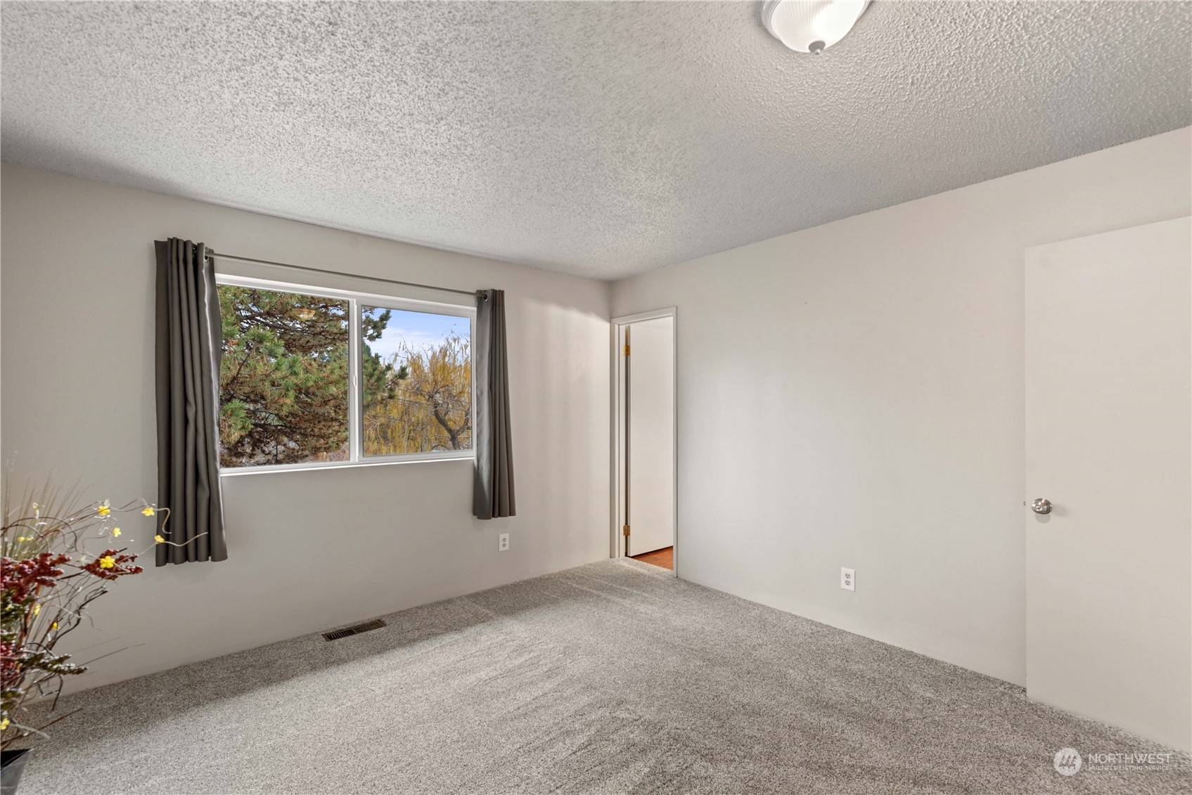907 Westmorland Drive
