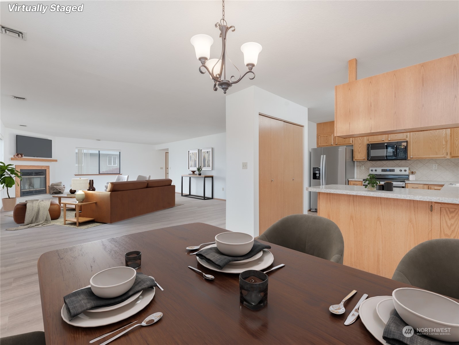 1352 Eastmont Avenue Unit: 16