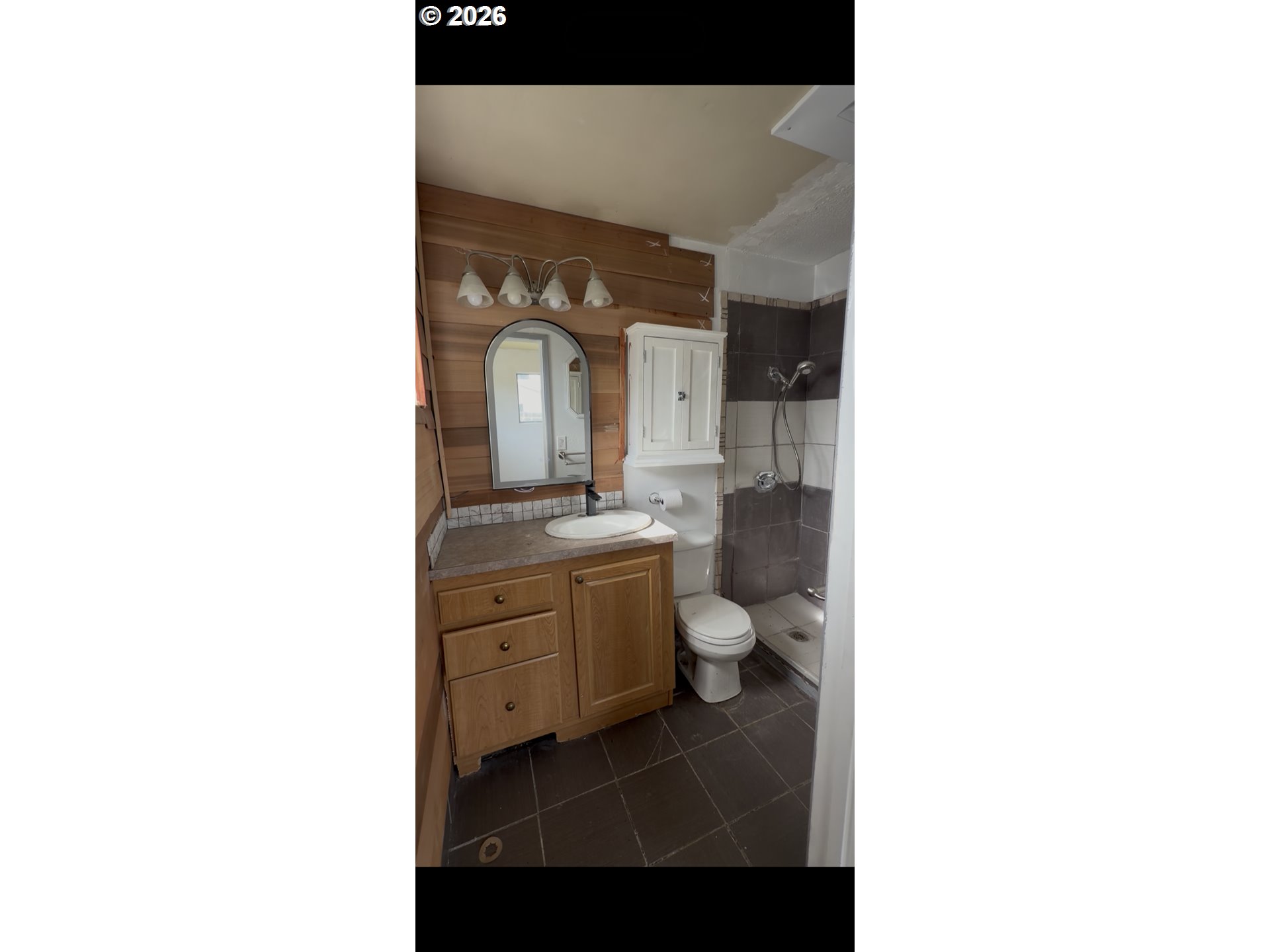 531 W DARLAND DR