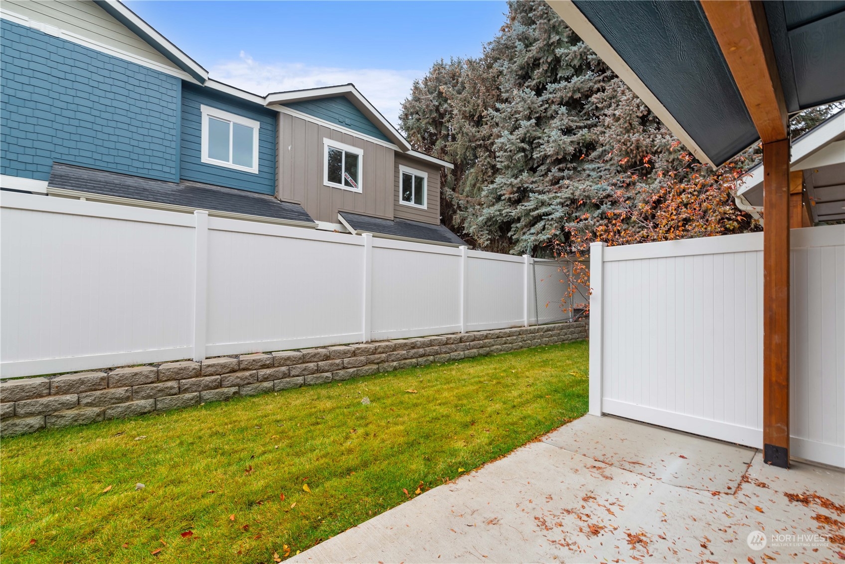 1030 Finch Lane Unit: B2