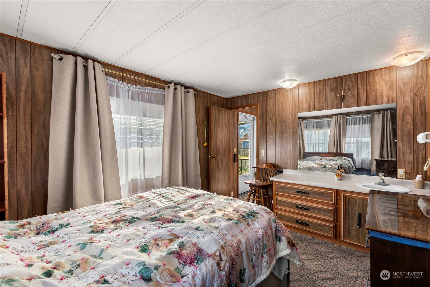 455 9th Street NE Unit: 20