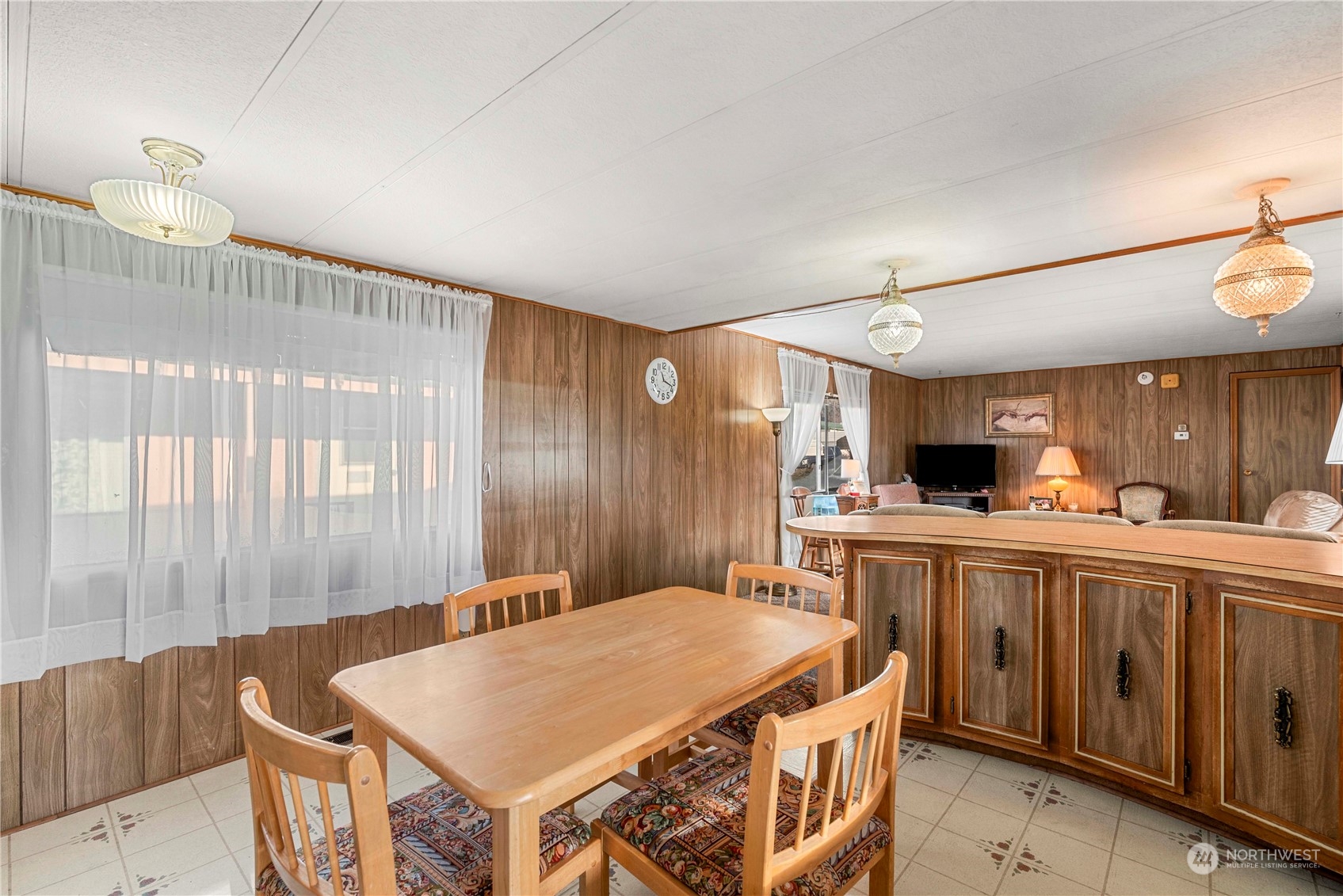 455 9th Street NE Unit: 20