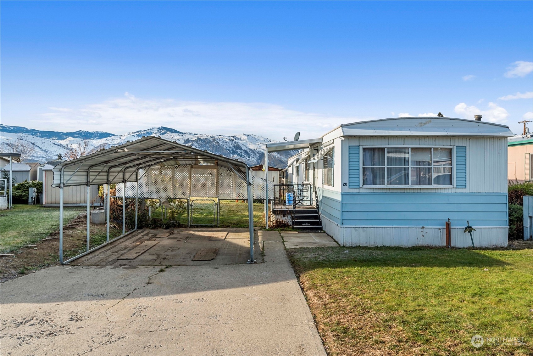 455 9th Street NE Unit: 20