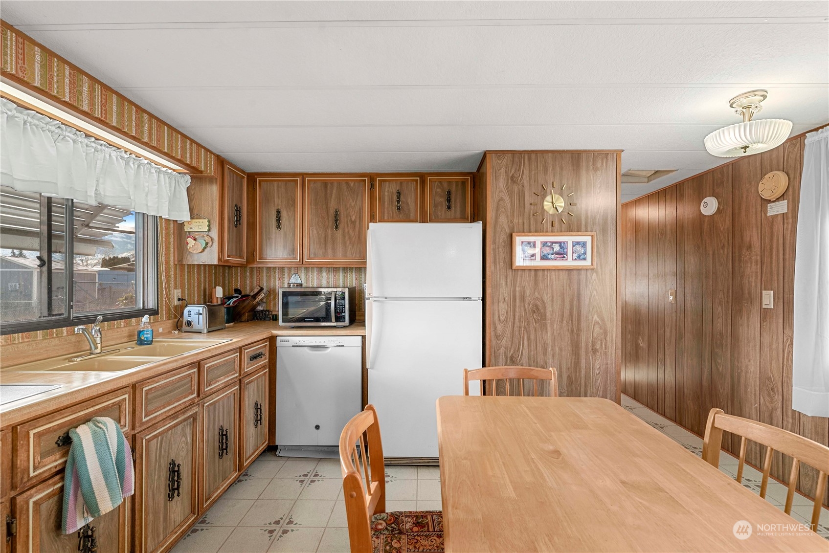 455 9th Street NE Unit: 20