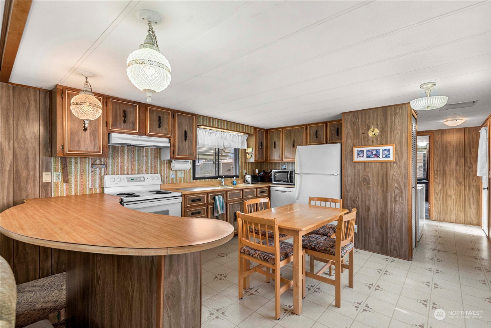 455 9th Street NE Unit: 20