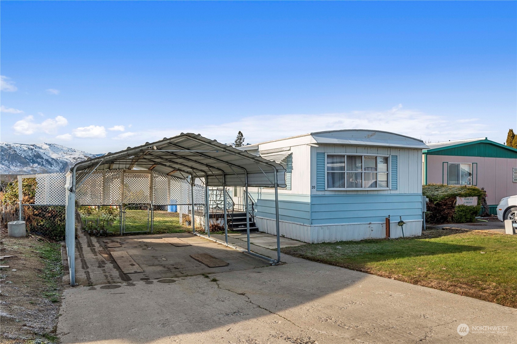 455 9th Street NE Unit: 20