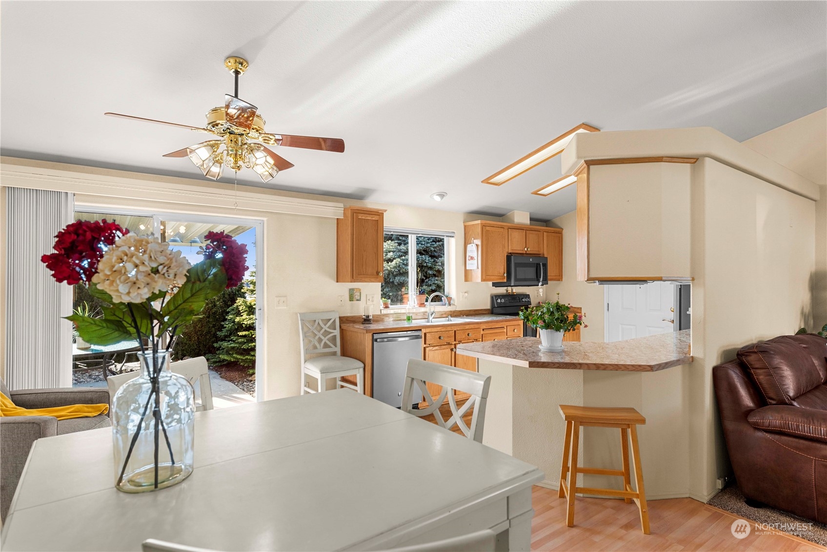 556 Canyon Drive