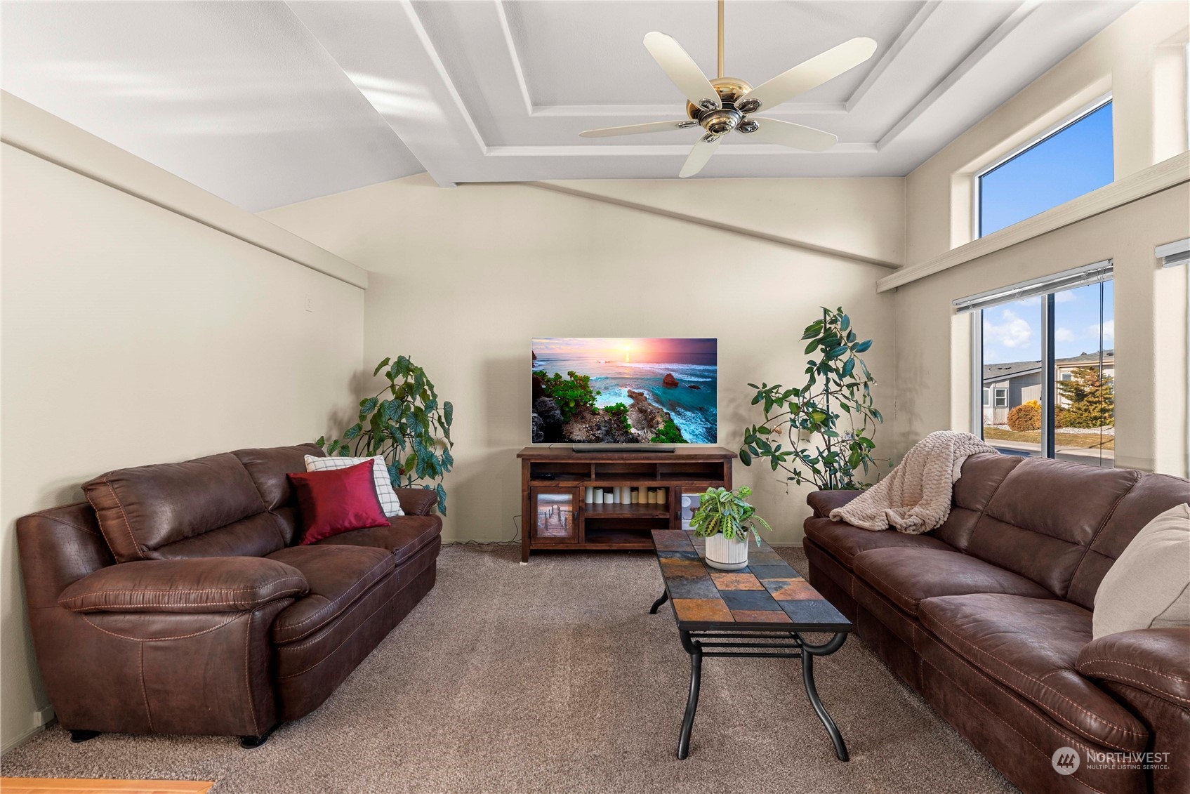 556 Canyon Drive