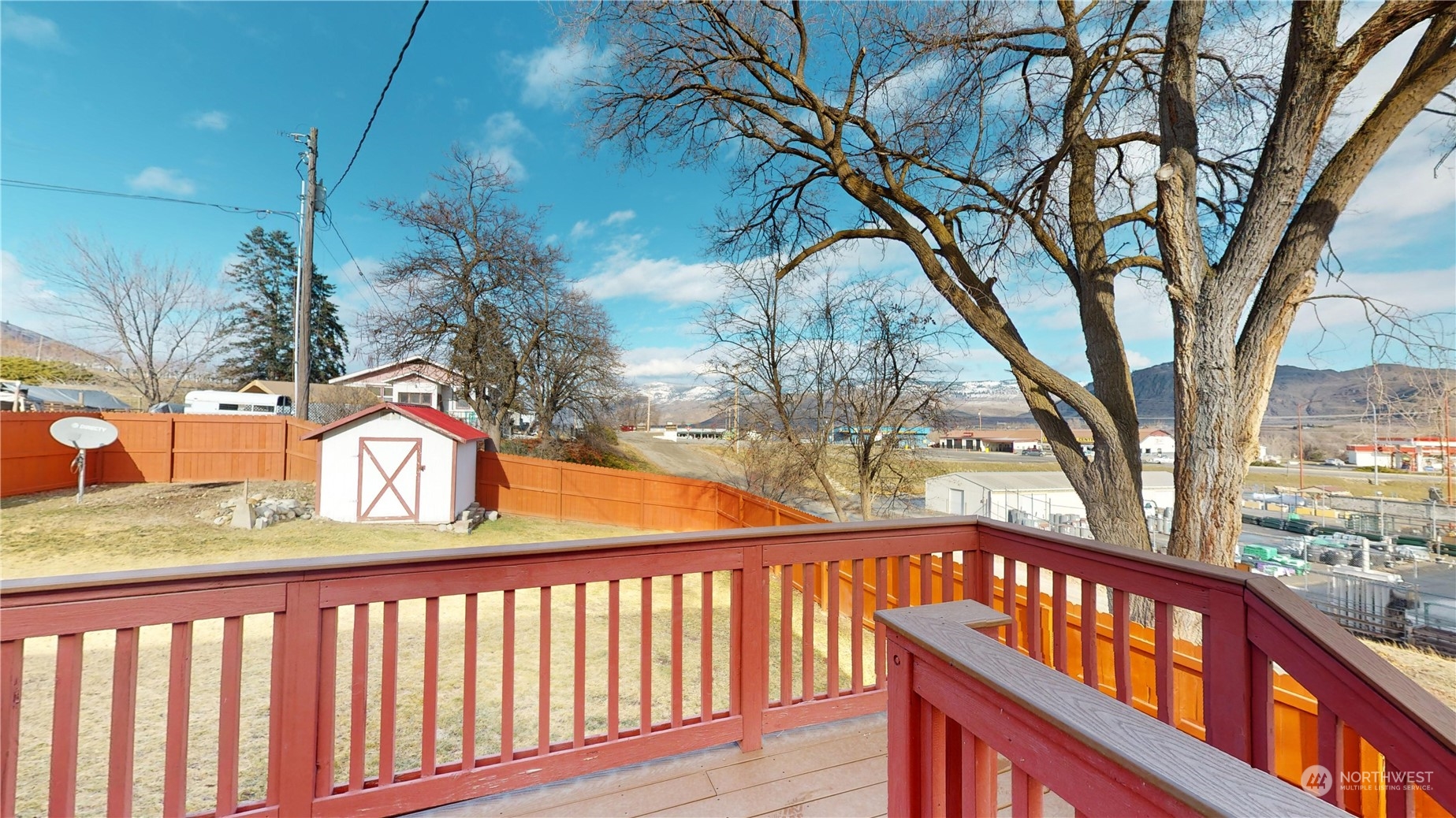 1115 22 Ave
