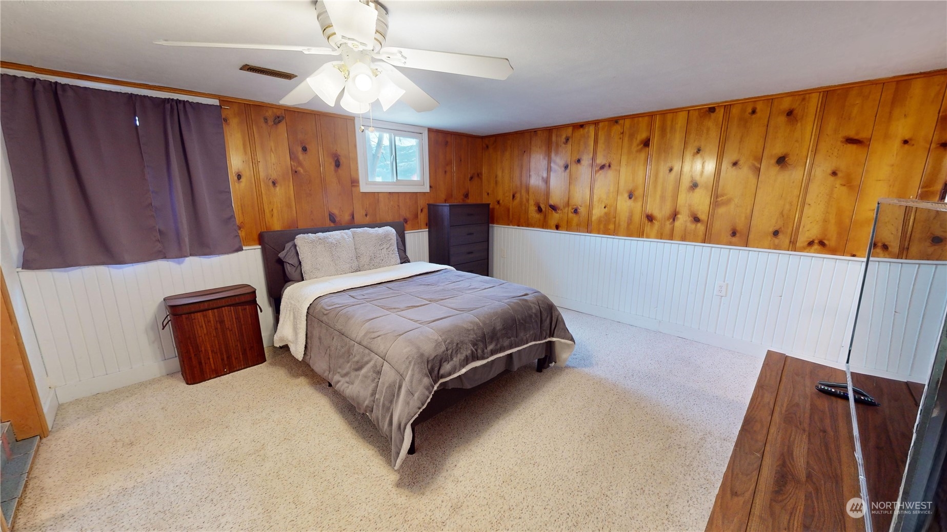 1115 22 Ave