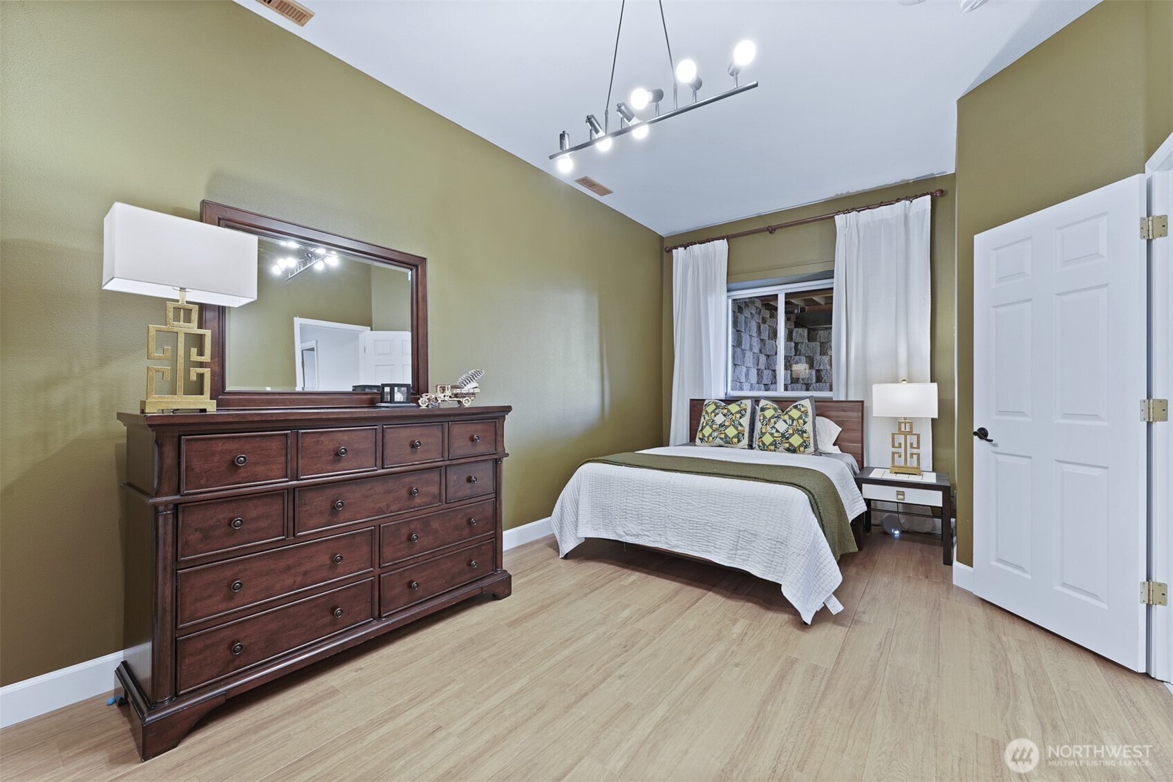 2521 Fancher Field Road