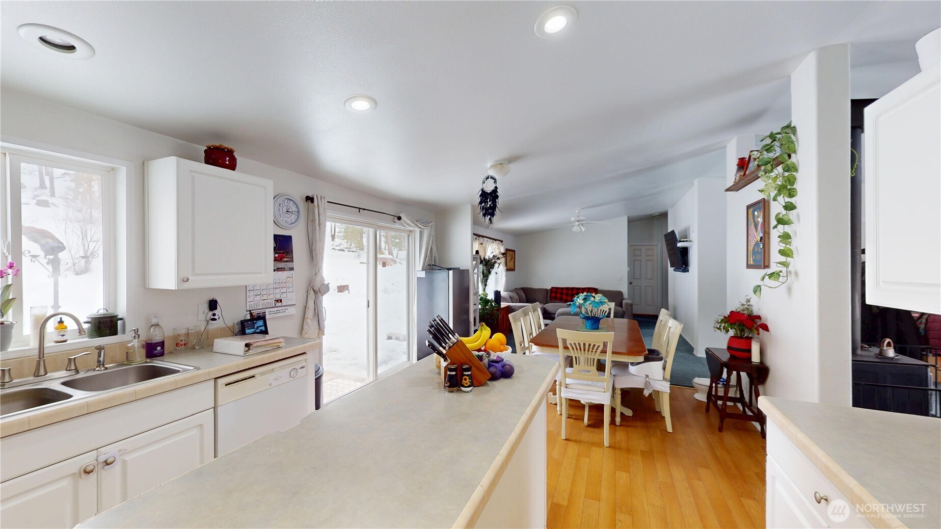 722 Aeneas Valley Road