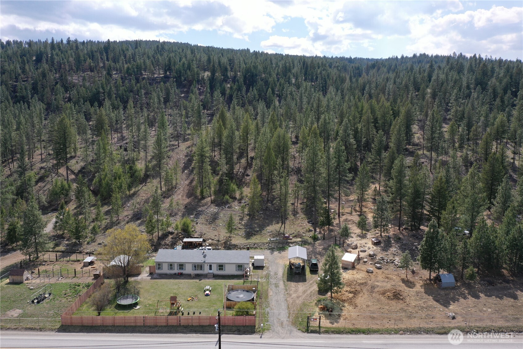 722 Aeneas Valley Road