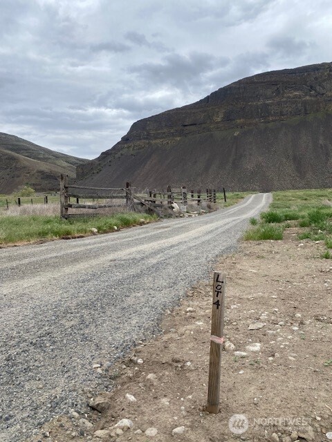 1074 Palisades Rd Lot #4