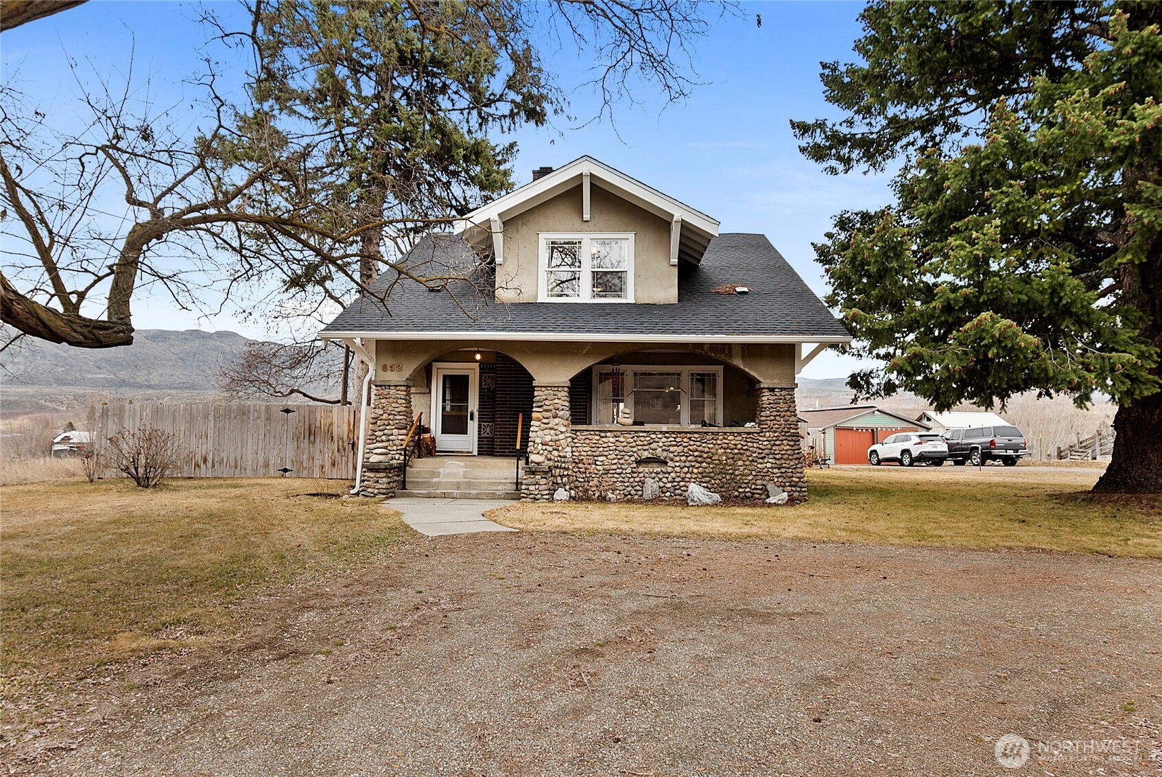 652 Highway 7