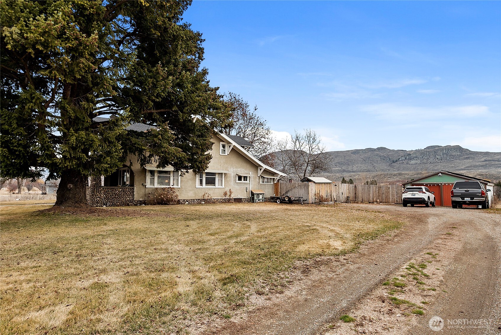 652 Highway 7