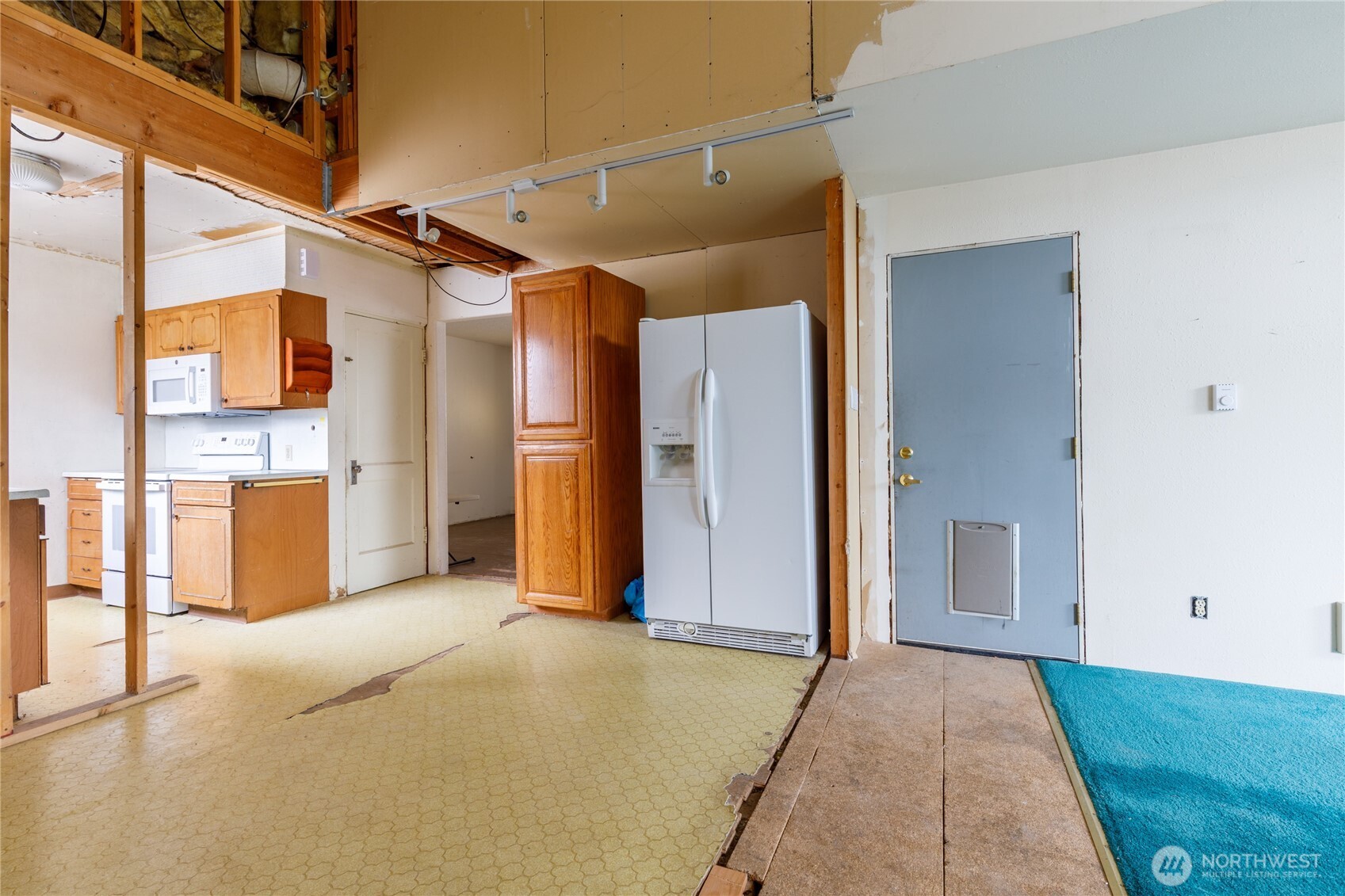 301 Ferry Avenue