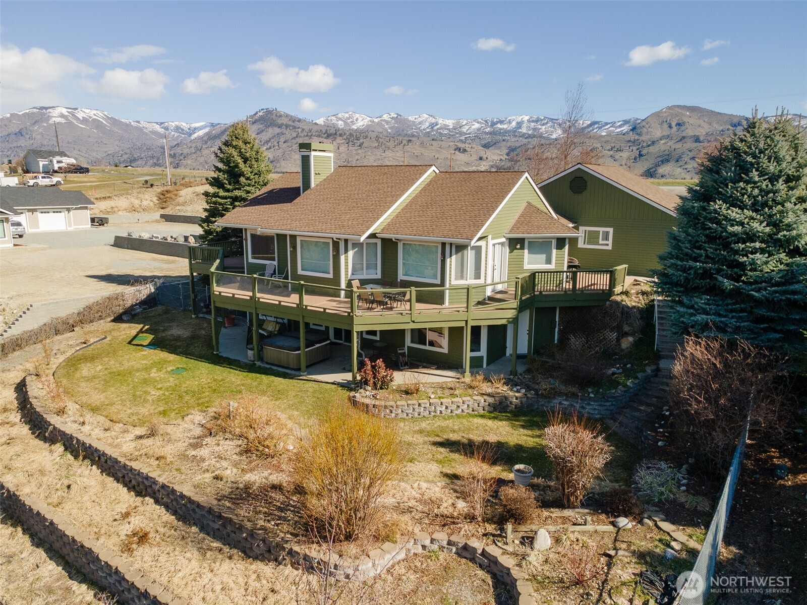 1945 Summit Boulevard