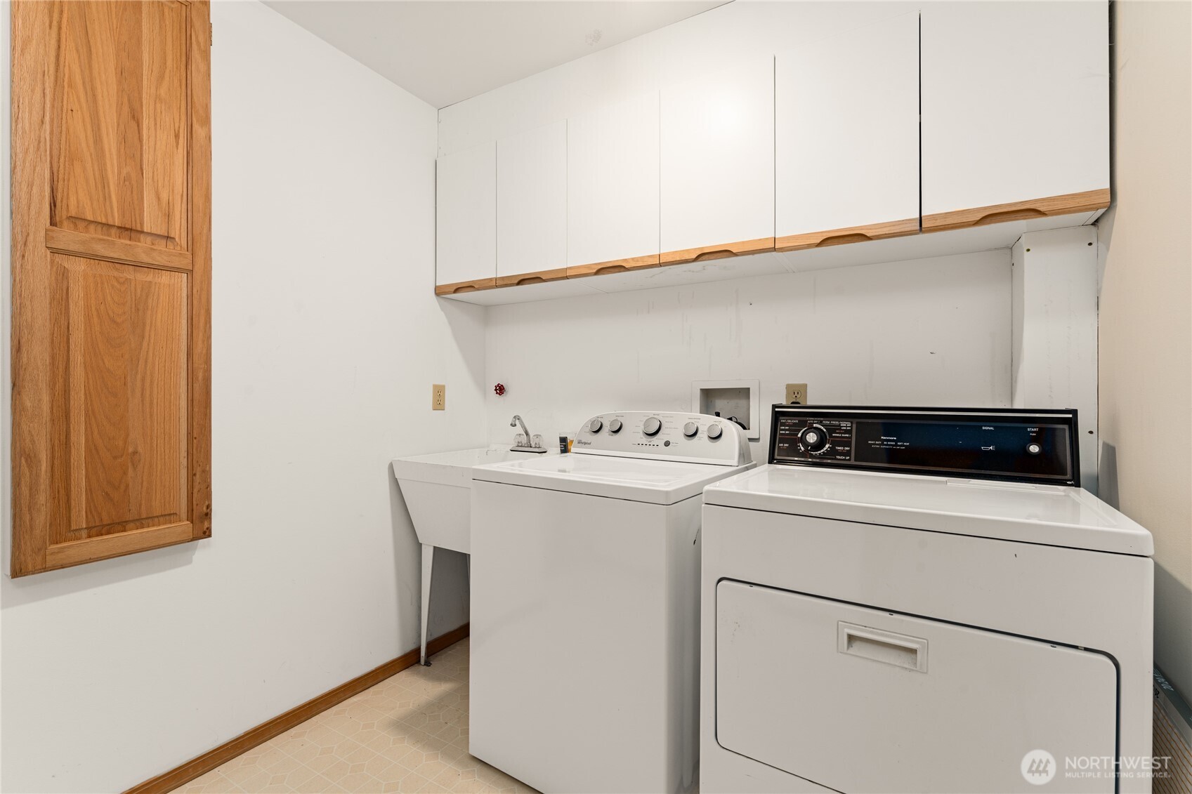 1945 Summit Boulevard