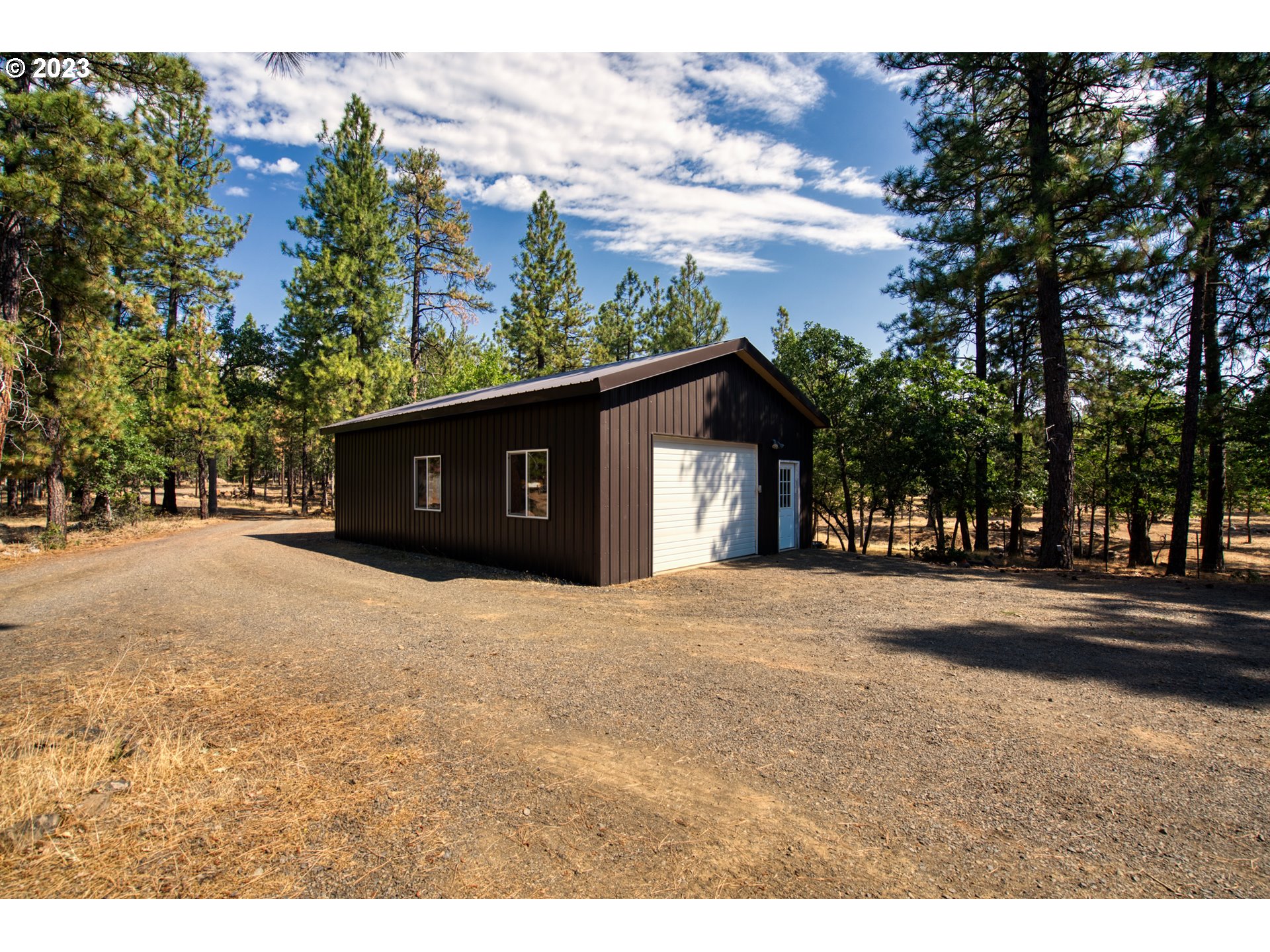 121 PINTO PONY RD