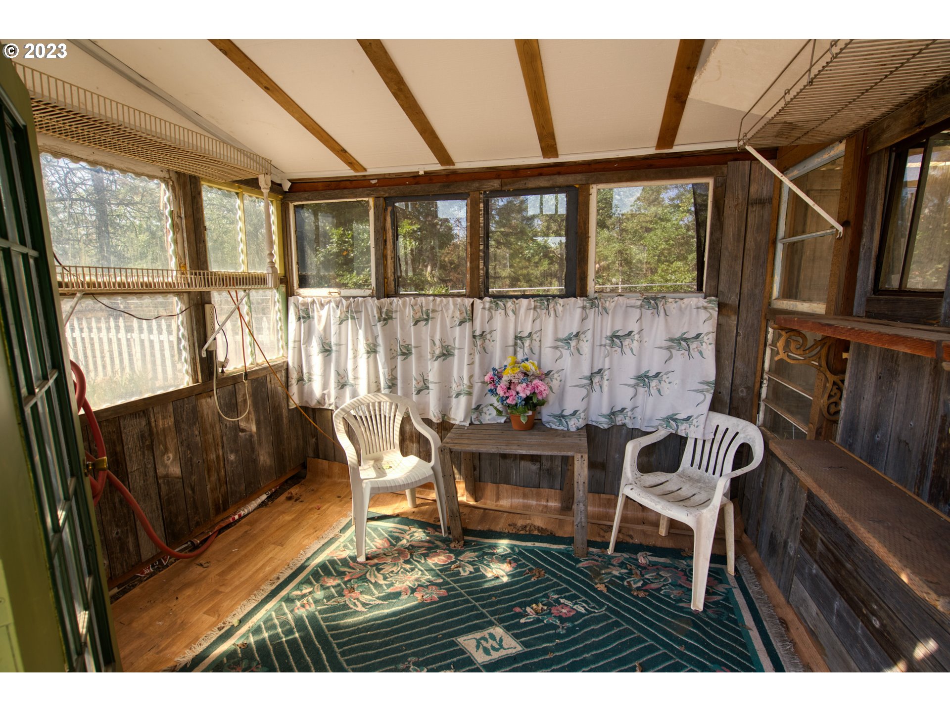 121 PINTO PONY RD