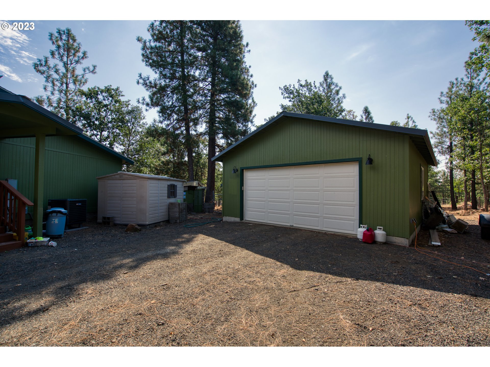 121 PINTO PONY RD
